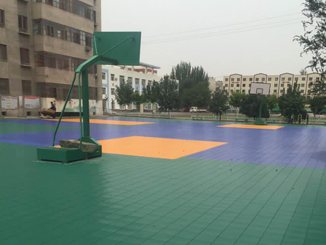新疆庫車第四小學(xué)